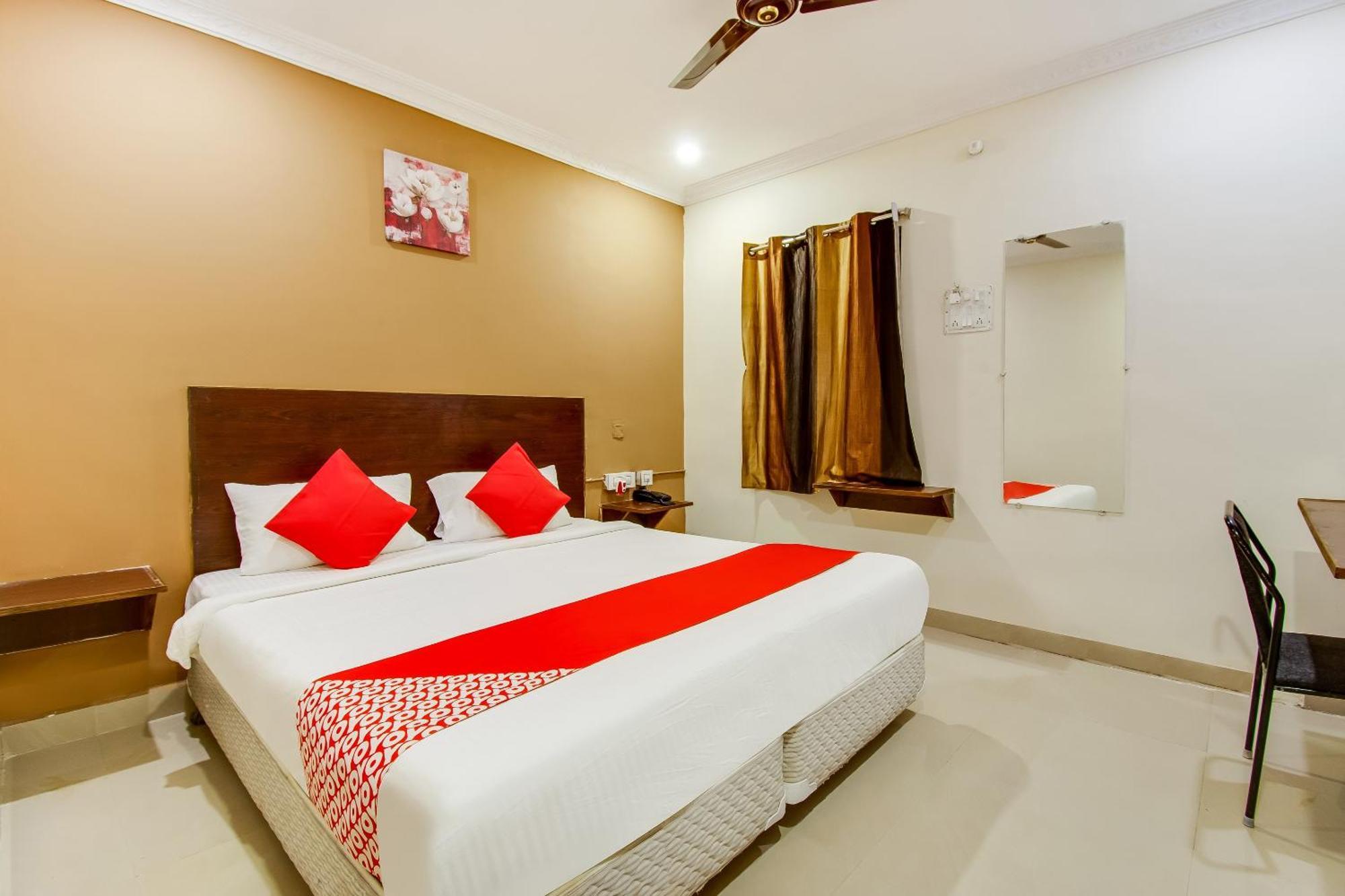 Oyo Akshaya Nest Hotel Vijayawāda Exterior foto